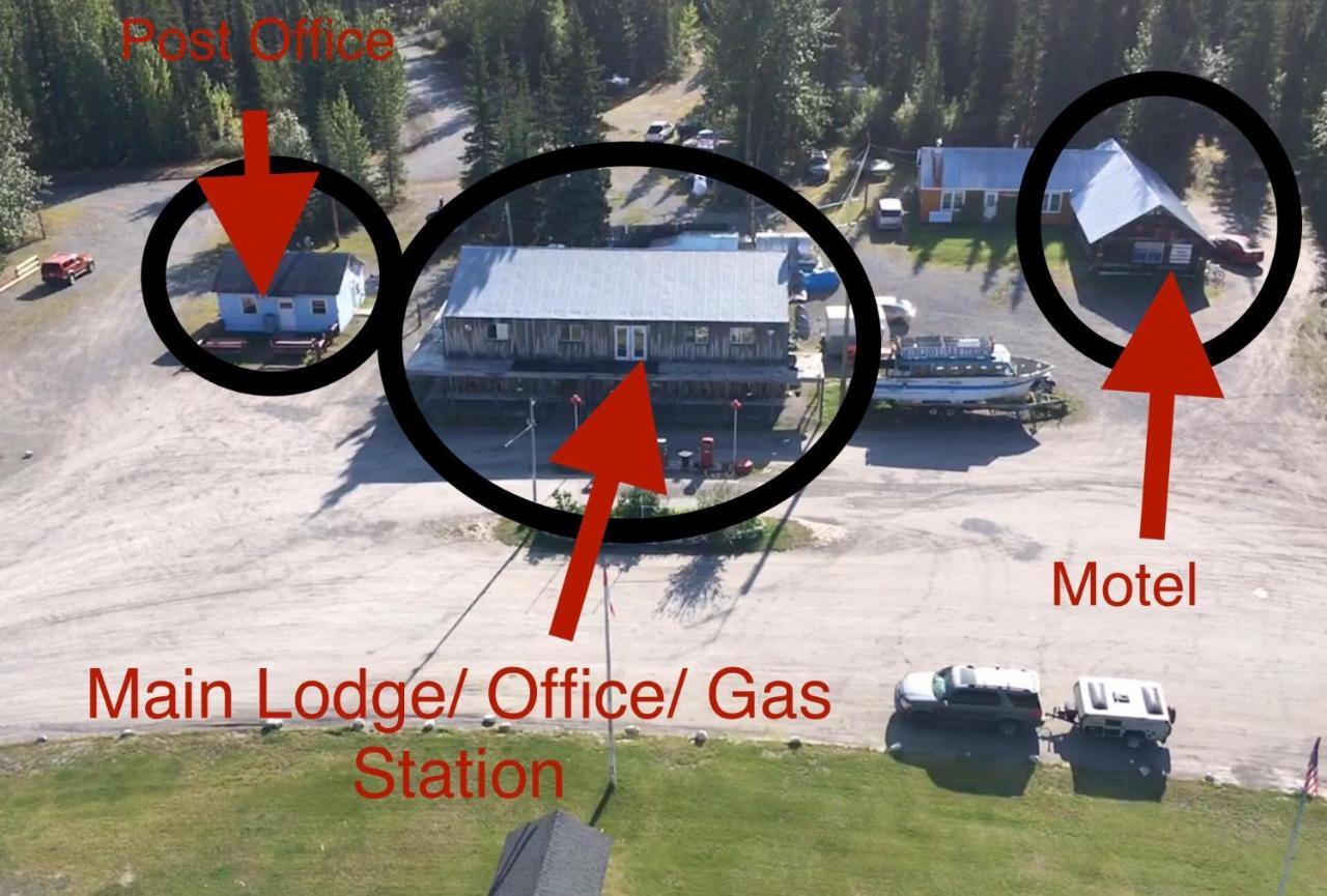 Double G Service Muncho Lake Esterno foto